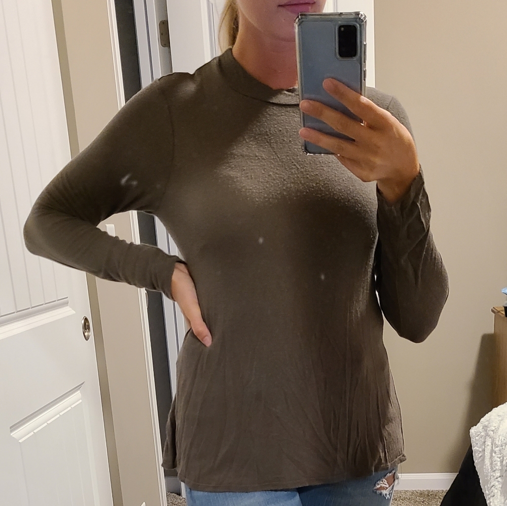 L/S higher neck top